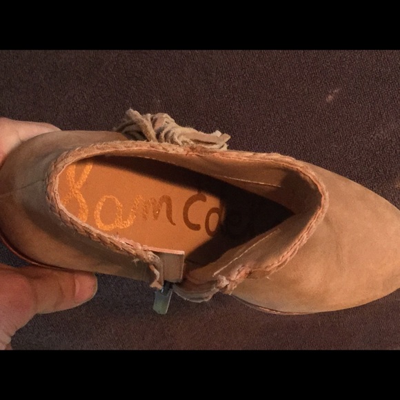 Sam Edelman fringed suede ankle boots π - Picture 6 of 7